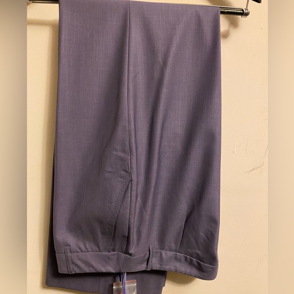 Two-piece pants suit. Oscar de la Renta - Picture 8 of 8